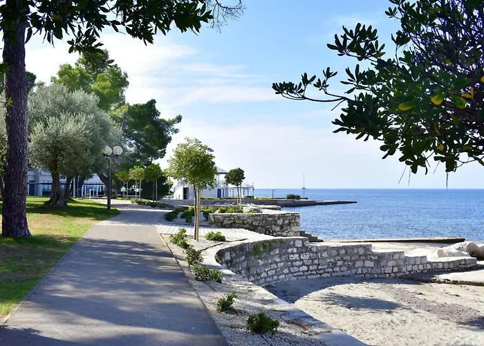 Quiet With Balcony Appartement *