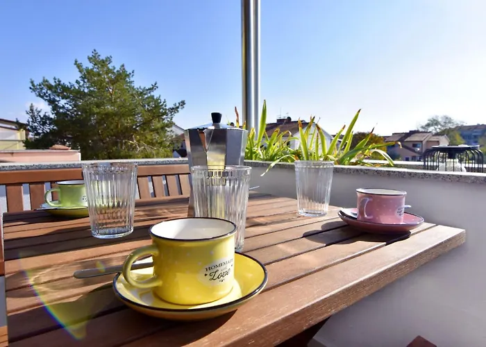Διαμέρισμα Quiet With Balcony
