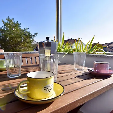 Apartment Quiet With Balcony